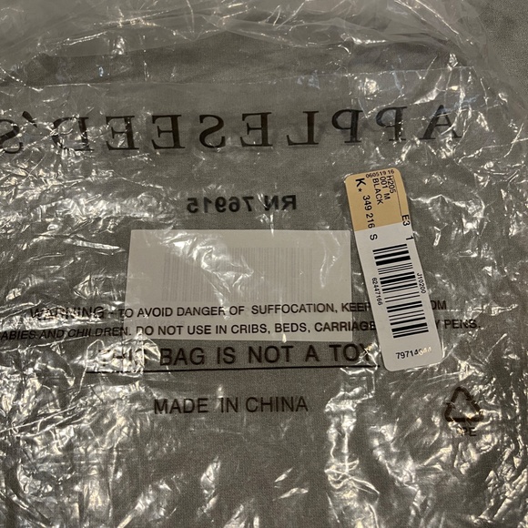 Appleseed's T-Shirt - Picture 7 of 7